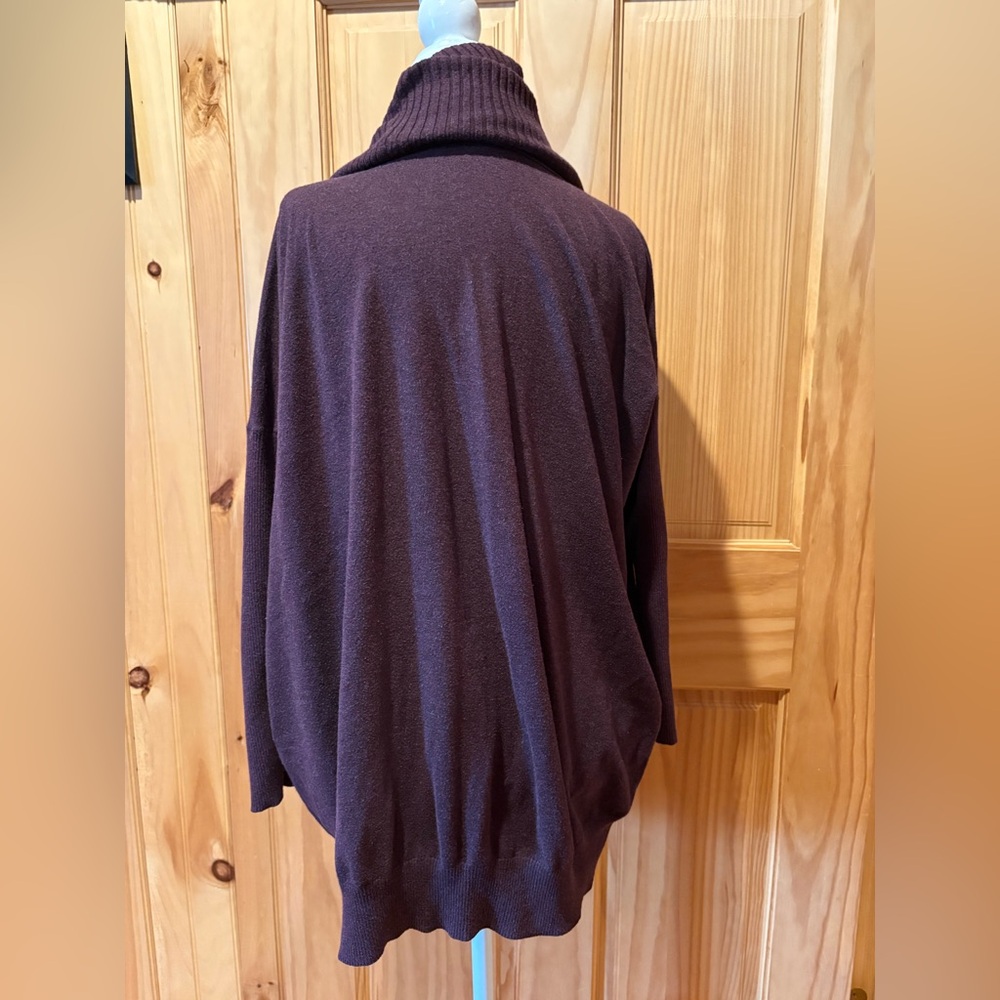 Victoria's Secret cowl neck pullover sweater Women's Purple/maroon size M - Picture 2 of 11